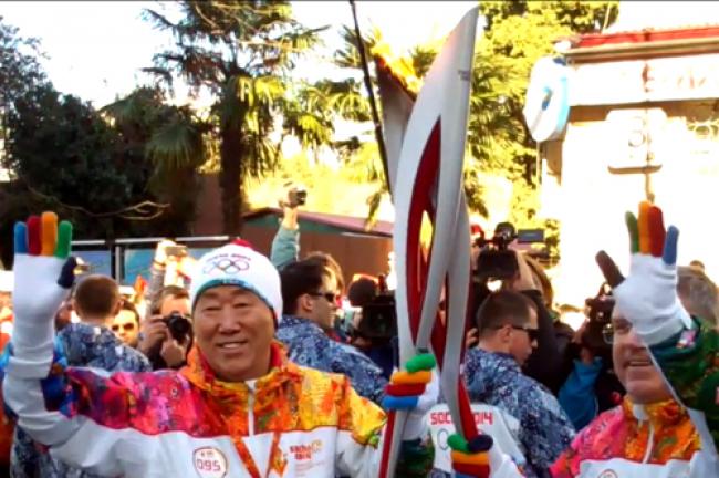 Sports sets guiding light for international relations: Ban 
