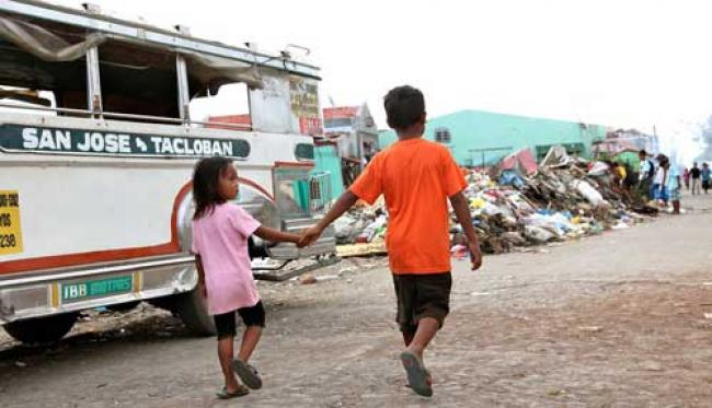 UN urges global support as Philippines recover from typhoon 