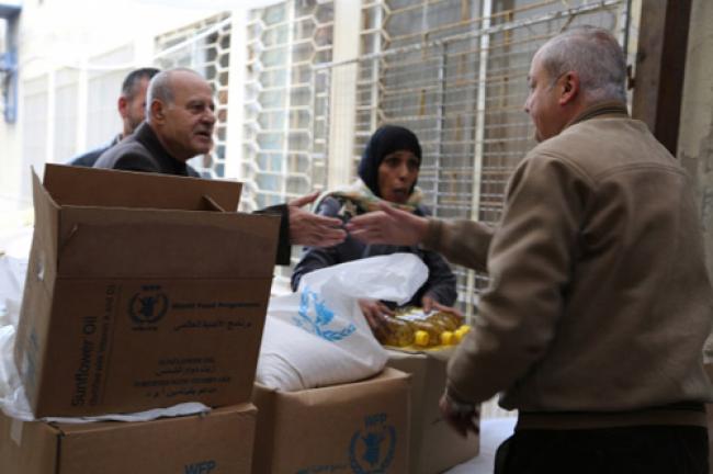Tens of thousands of besieged Syrians receive food aid for first time, UN reports