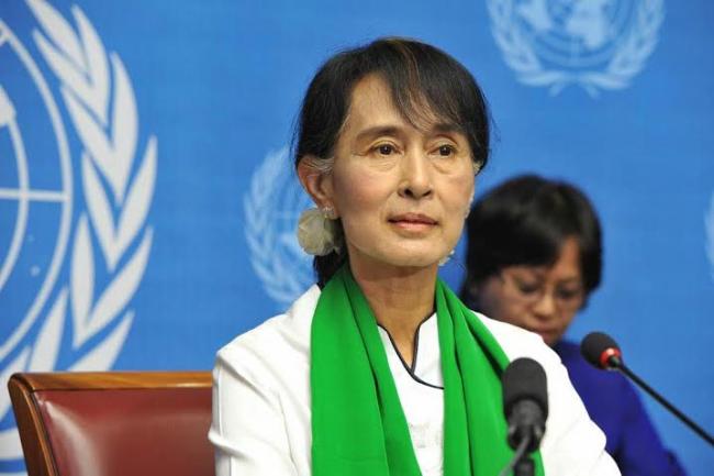 Myanmar: Ban phones election victor, mentions UN support for democratic reform