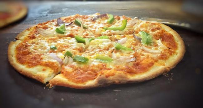 'Fired' N'Smoked' gourmet pizza delivery chain launched in Mumbai