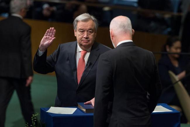 Taking oath of office, António Guterres pledges to work for peace, development and a reformed United Nations
