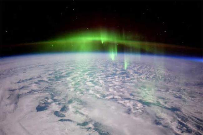Flying through the Aurora's green fog Flying through the Aurora's green fog