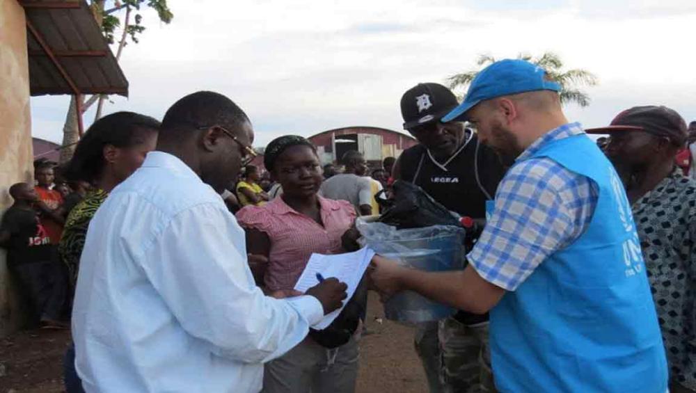 Angola: UN agency airlifts aid to newly-arrived refugees from DR Congo