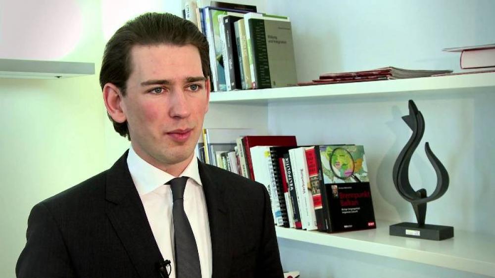 Sebastian Kurz: Austrian lawmaker set to become world's youngest leader