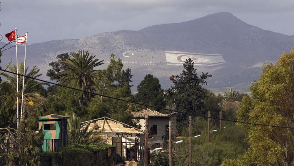 Turkish and Greek Cypriot leaders ready for talks with UN chief on improved relations