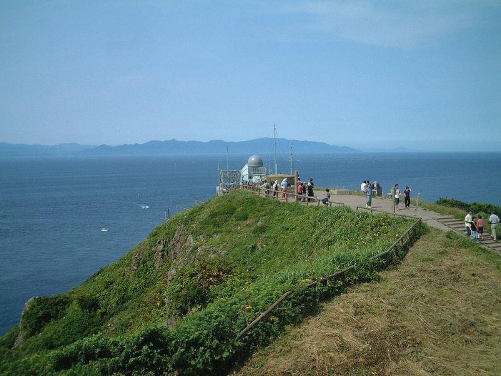 Japan strait: China, Russia warships pass through Tsugaru Strait