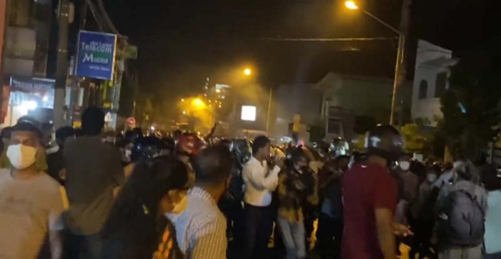 File image of Sri Lanka unrest, screen-grabbed from Dasuni Athauda Twitter page video/@AthaudaDasuni
