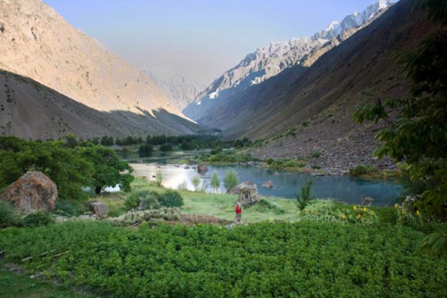 UN to recognize benefits derived from mountain regions UN to recognize benefits derived from mountain regions