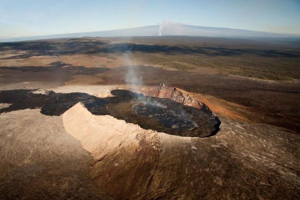 5.5M earthquake hits close to Hawaii