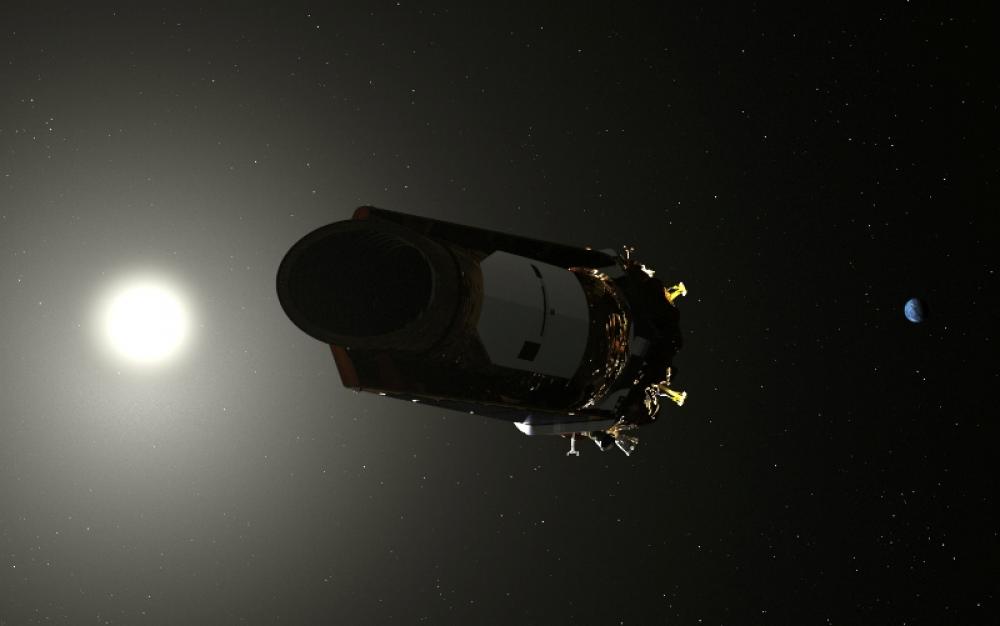 NASA’s Kepler Spacecraft pauses science observations to download science data