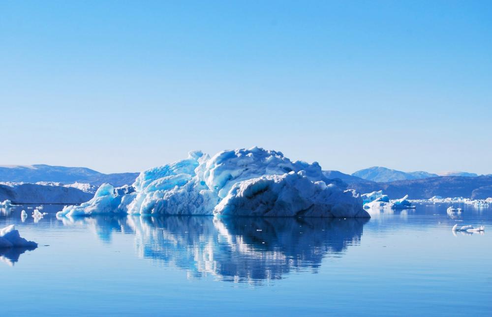 Greenland ice melting rapidly, study finds