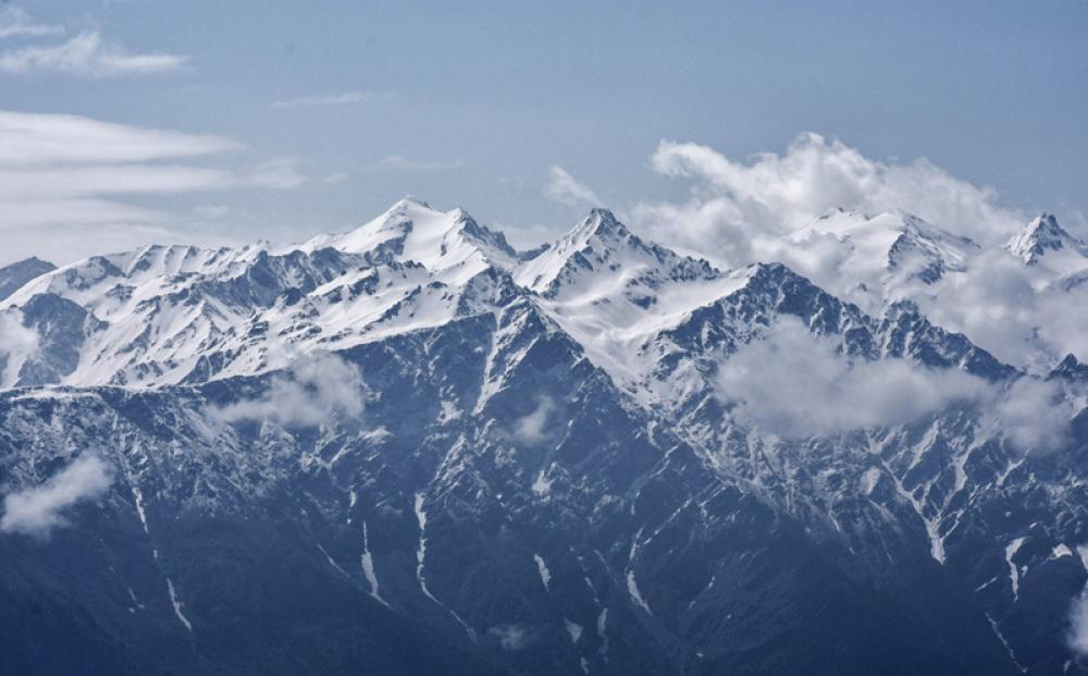 Study warns Himalayan glaciers could lose up to 80 of their ice by 2100 as temperature spikes 