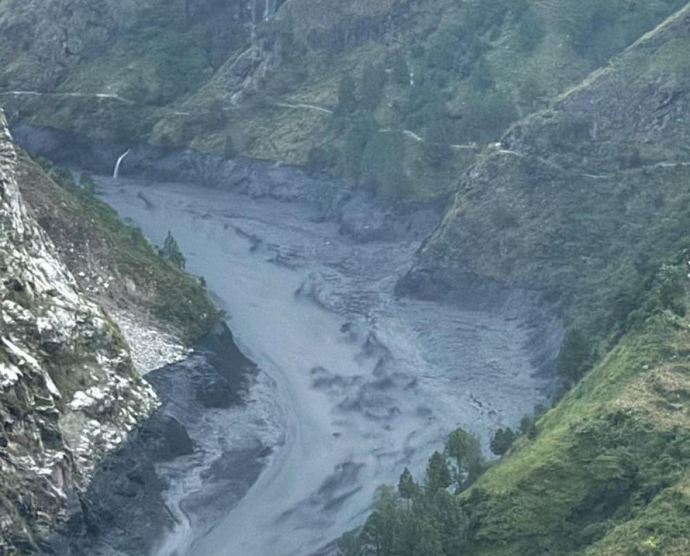 Nepal flash flood sweeps away 35 houses, damages hydropower project; army launches rescue