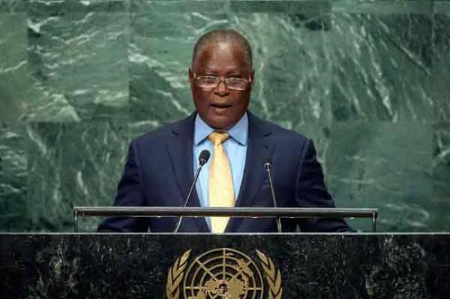 Haiti awaits full implementation of UN pledges on cholera outbreak, President tells Assembly