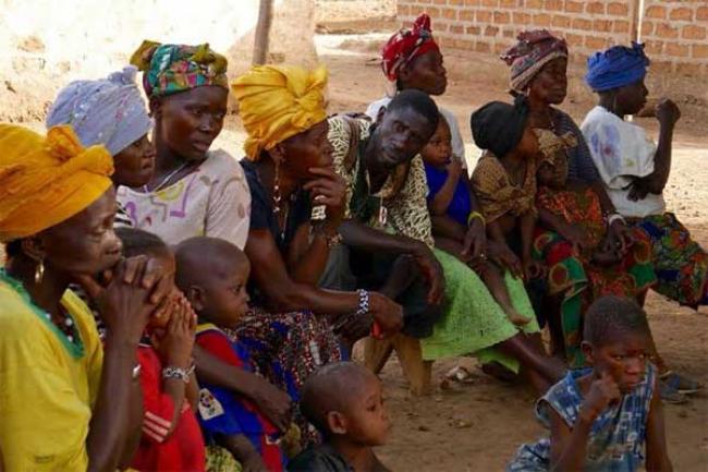 UN health agency sends specialists to help contain Ebola flare-up in Guinea