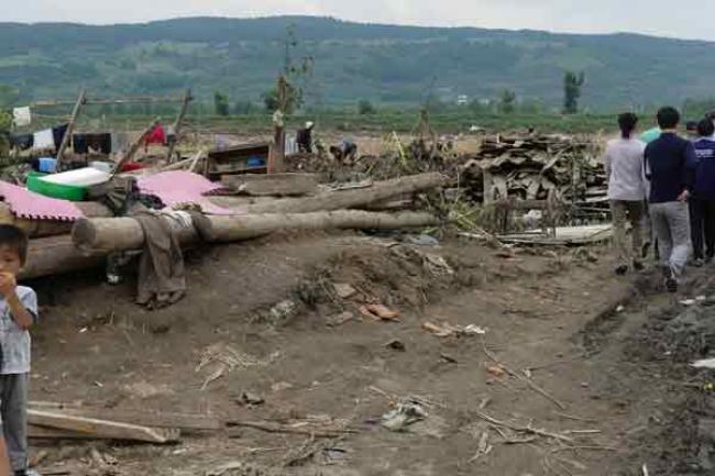 UN health agency provides emergency support as floods and landslides cause havoc in DPRK 