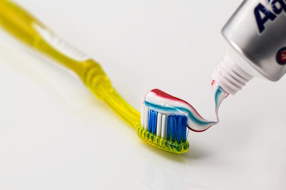 Brushing teeth protects heart: Study 