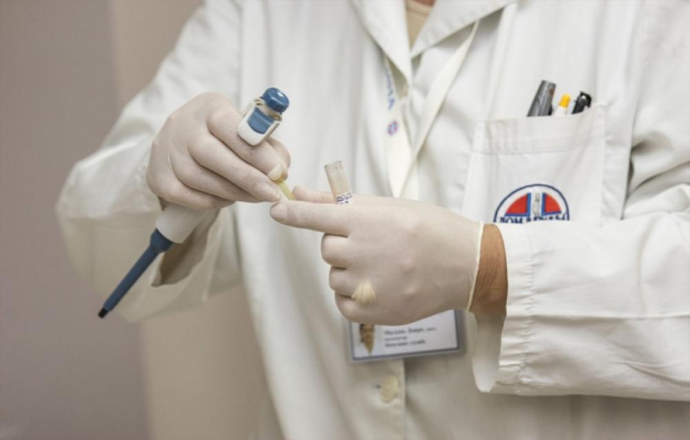 Over 200,000 sign petition urging Canadian government to better protect medical workers Over 200,000 sign petition urging Canadian government to better protect medical workers