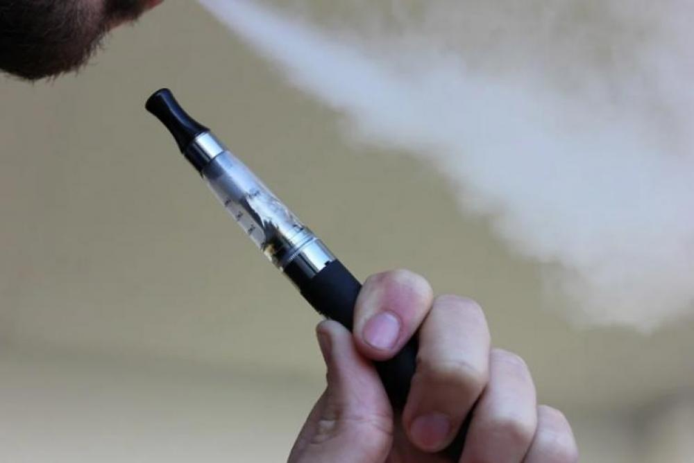 Disadvantaged former smokers are more likely to use e-cigarettes to quit: Study