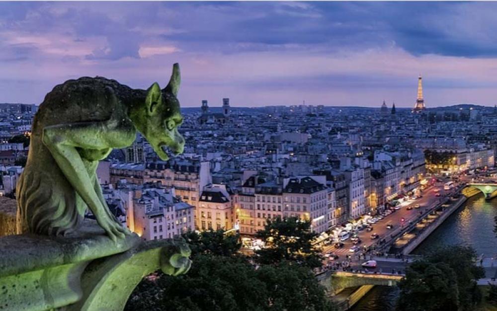 COVID-19 new cases top 20,000 in France COVID-19 new cases top 20,000 in France