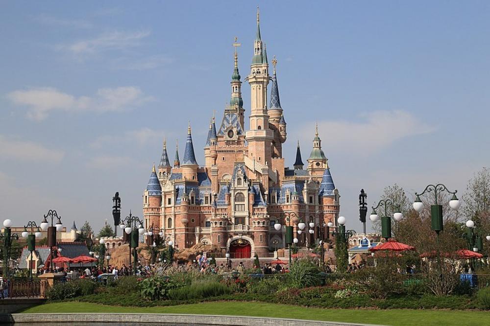 Shanghai disneyland temporarily shuts down over new coronavirus outbreak