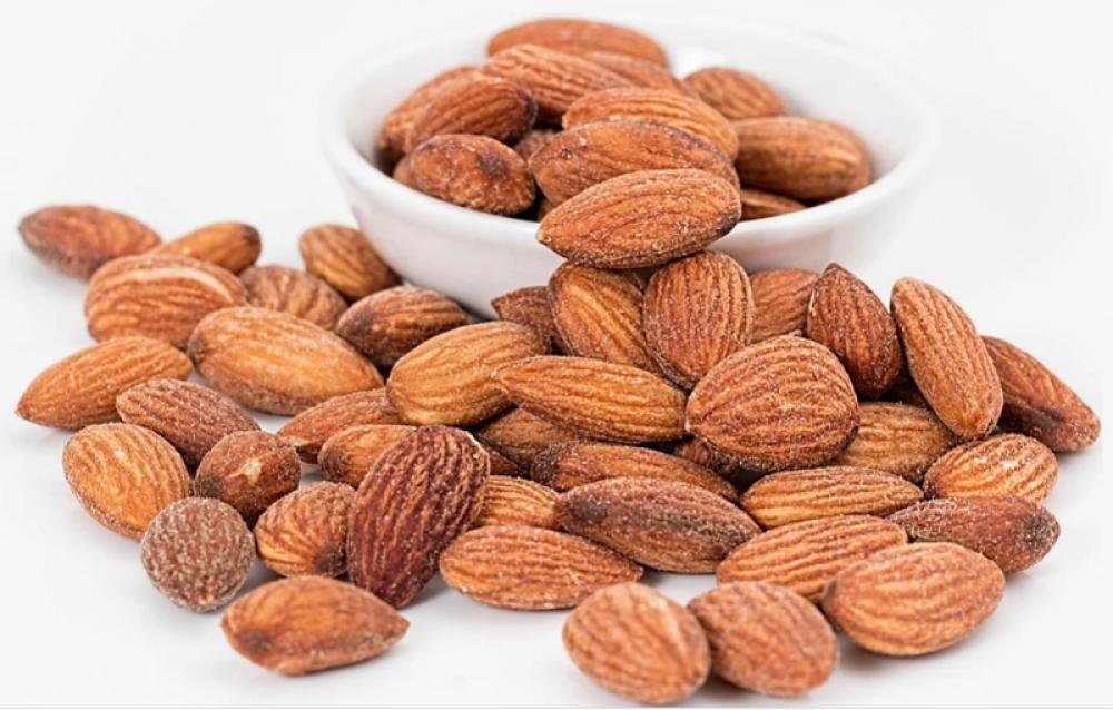 Eating almonds may help improve the heart and nervous system's responses to mental stress: Study Eating almonds may help improve the heart and nervous system's responses to mental stress: Study