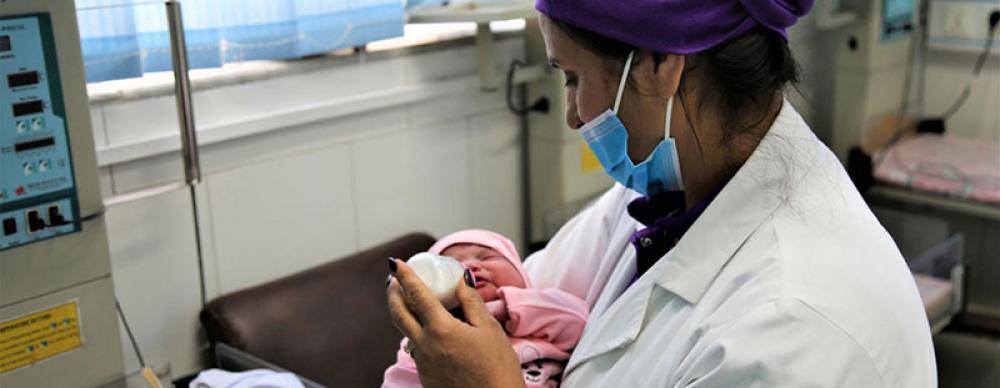 Lifesaving support for new mothers in crisis-wracked Afghanistan