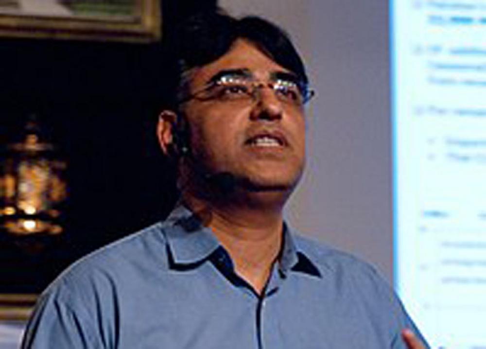 Pakistan is witnessing the beginning of another Coronavirus wave: Minister Pakistan is witnessing the beginning of another Coronavirus wave: Minister