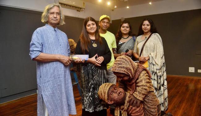 Gallery Sanskriti hosts exhibition of Ashoke Mullick, Nantu Behari Das