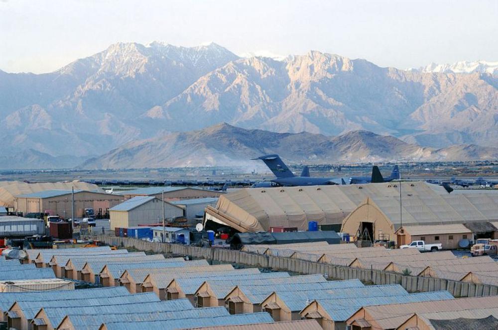 Afghanistan: Suicide bombing near US base injures at least four Afghanistan: Suicide bombing near US base injures at least four