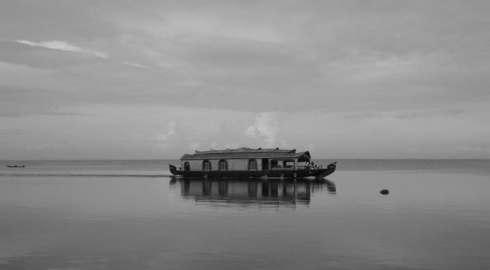 Boat carrying Rohingya refugees capsizes near Bangladesh, at least 11 dead