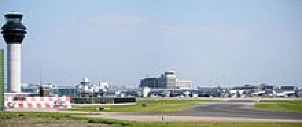 UK: Controlled explosion carried out at Manchester Airport