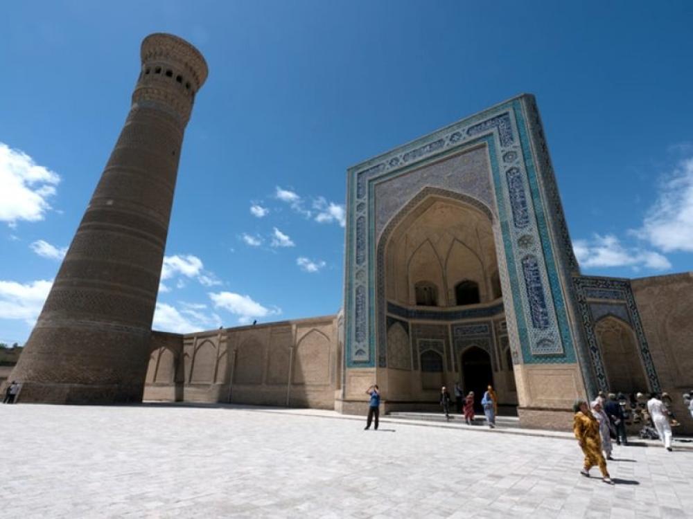 Uzbekistan to resume int'l tourism next month