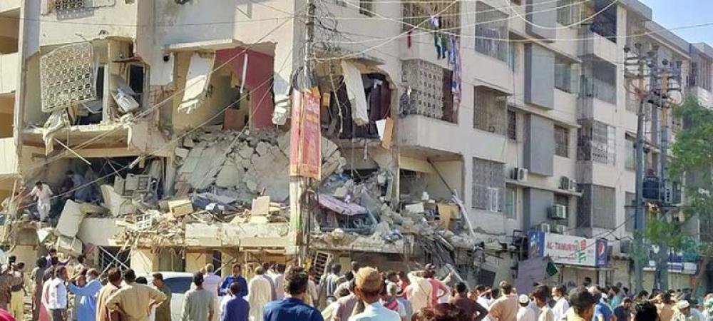 Pakistan: Karachi explosion leaves five people dead