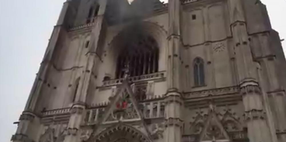 Man in custody in Nantes Cathedral fire case : Reports