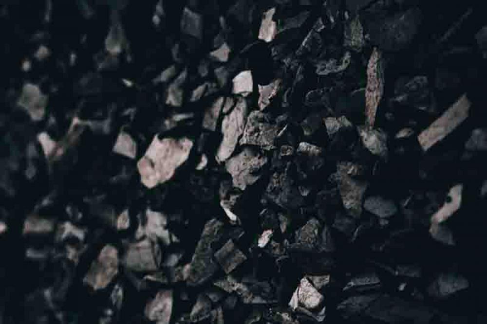 Twenty-one miners trapped underground in China's Xinjiang after mine floods: Reports Twenty-one miners trapped underground in China's Xinjiang after mine floods: Reports