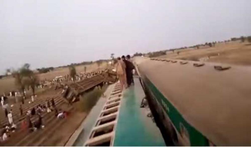Pakistan train collision: Death toll touches 62