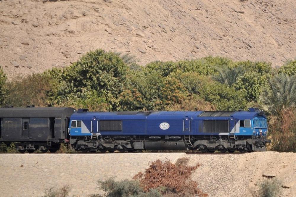 Egypt: Train-bus collision leaves 2 dead