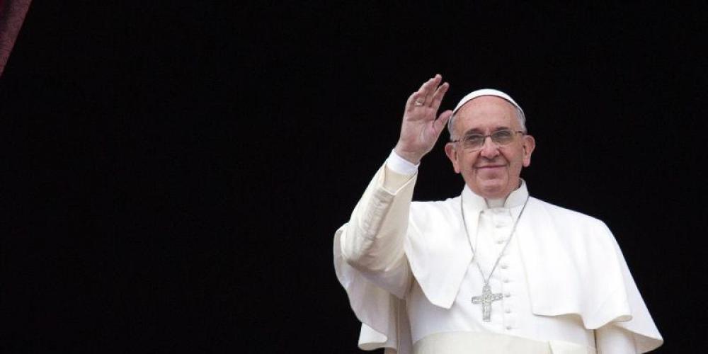Pope Francis admitted to hospital for surgery 
