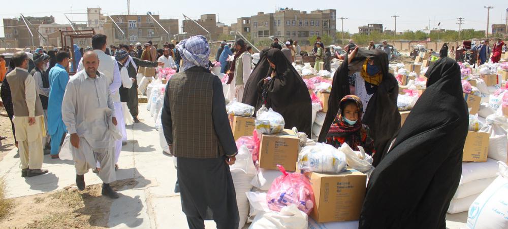 First humanitarian flight to Kabul marks 