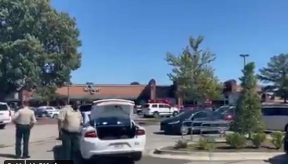 US: One dies, 12 hurt in supermarket shooting in Tennessee