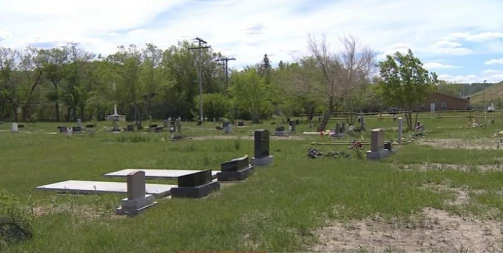 Canada: Indigenous group discovers hundreds of unmarked graves at former residential school in Saskatchewan