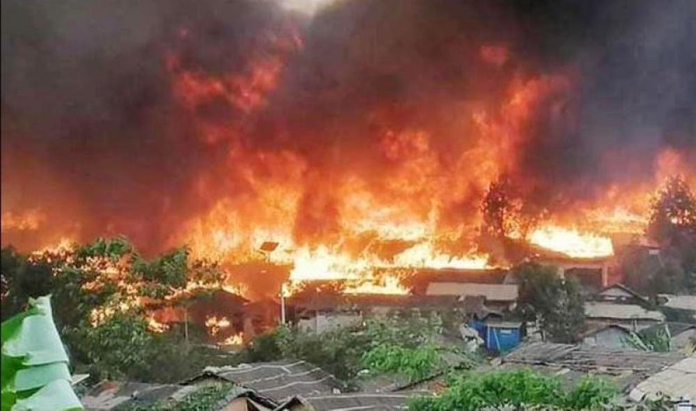 Bangladesh: Fire in Balukhali Rohingya camp kills two children, guts over 1,500 houses