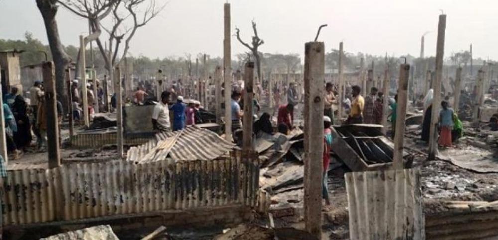 Bangladesh: Fire guts 500 houses in Teknaf Rohingya camp