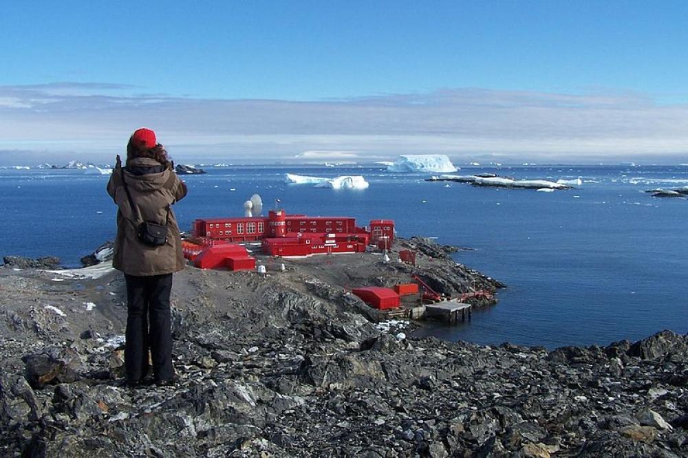 More than 20 Covid cases detected on Argentine research station in Antarctica More than 20 Covid cases detected on Argentine research station in Antarctica