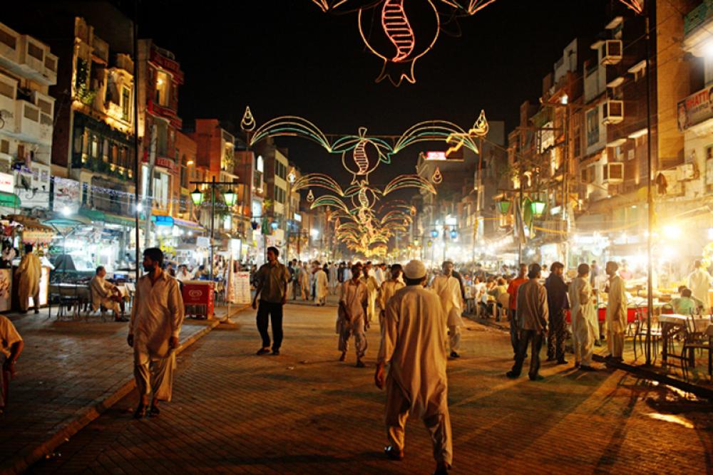  Pakistan: Punjab to close markets at 9pm under power-saving plan