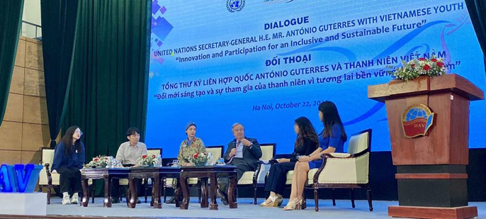 In visit to Viet Nam, UN chief stresses critical need for solidarity to overcome climate crisis In visit to Viet Nam, UN chief stresses critical need for solidarity to overcome climate crisis
