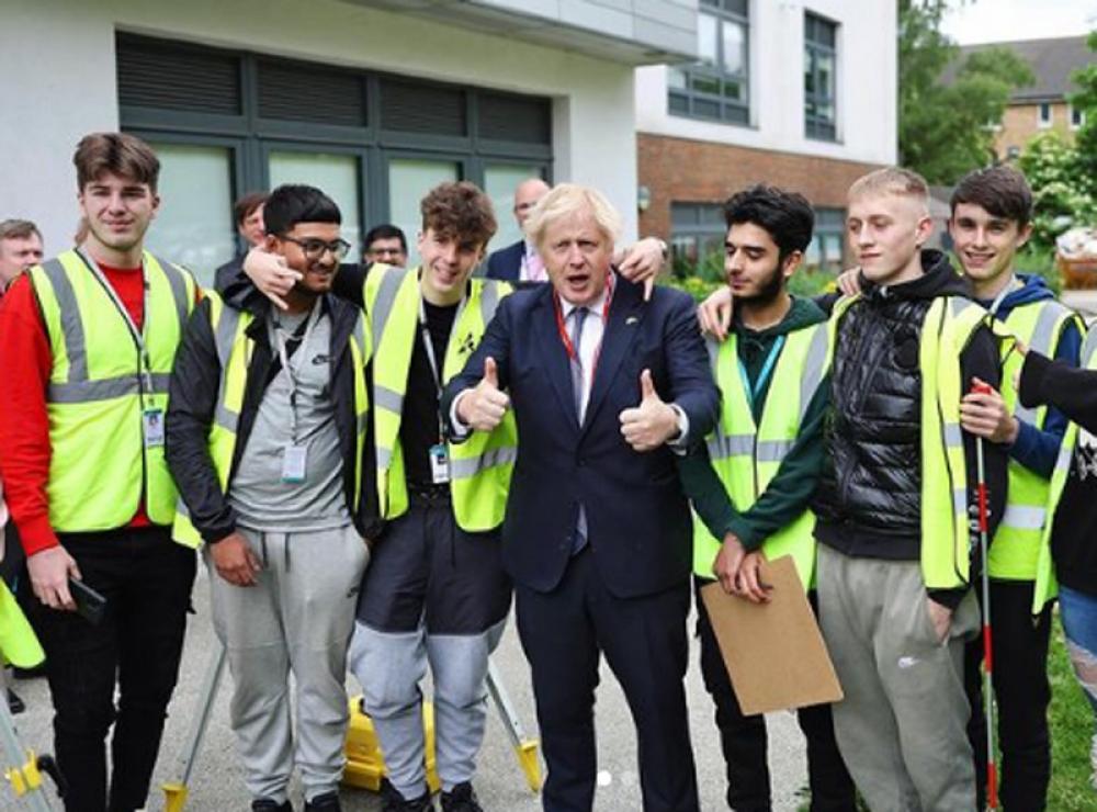 PM Boris Johnson survives confidence vote