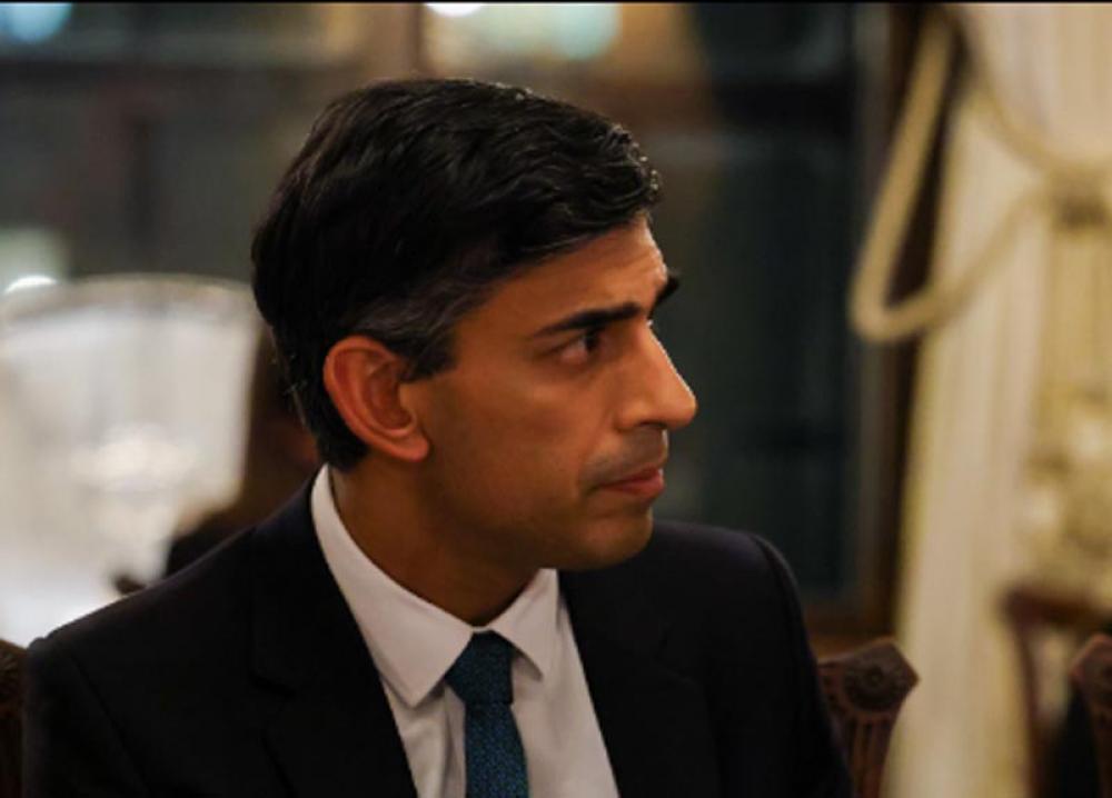 British PM Rishi Sunak fined for not wearing seat belt 